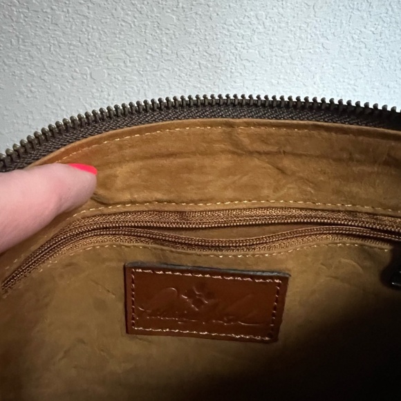 SALE‼️ $50❣️ Patricia Nash~Cassini Winter Bloom wristlet~ New with Tags❣️ - Picture 7 of 10